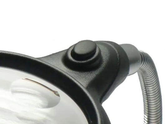 Helping Hand mit LED-Licht und Lupe