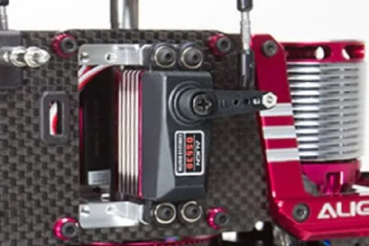 Align T-REX 500X Dominator mit Kunststoffgehäuseservos DS530/DS535 Combo mit Riemenantrieb