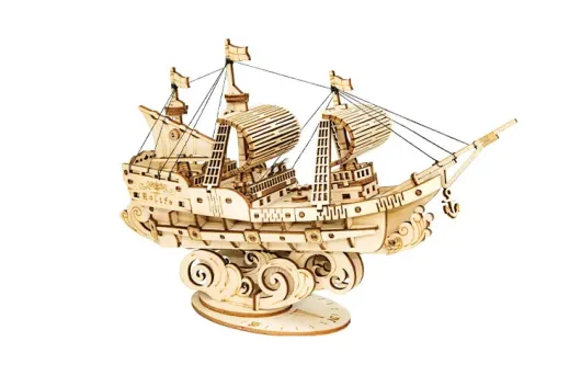 Lasercut Holzbausatz Standmodell Segelschiff - 118 Teile