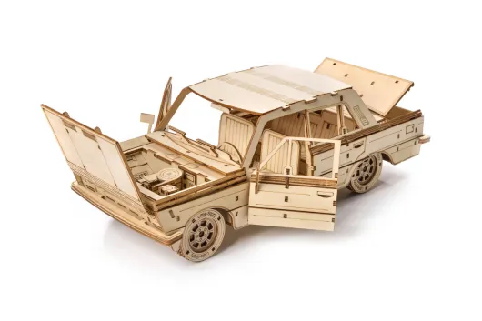 Lasercut Holzbausatz made in EU Automodell FIAT 125P - 237 Teile