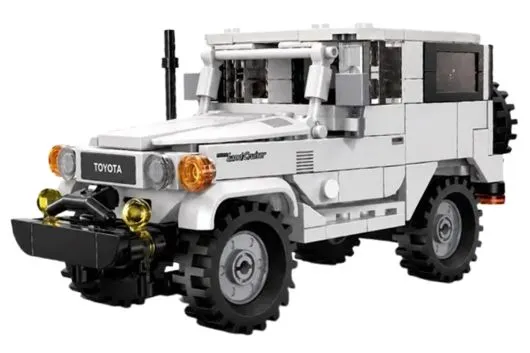 CaDA Klemmbausteine Auto Toyota FJ40 Land Cruiser - 373 Teile