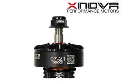 Xnova FPV Brushless Black Thunder Motor 2207 mit 2100KV mit M5 Welle (12,6mm) 1Stück